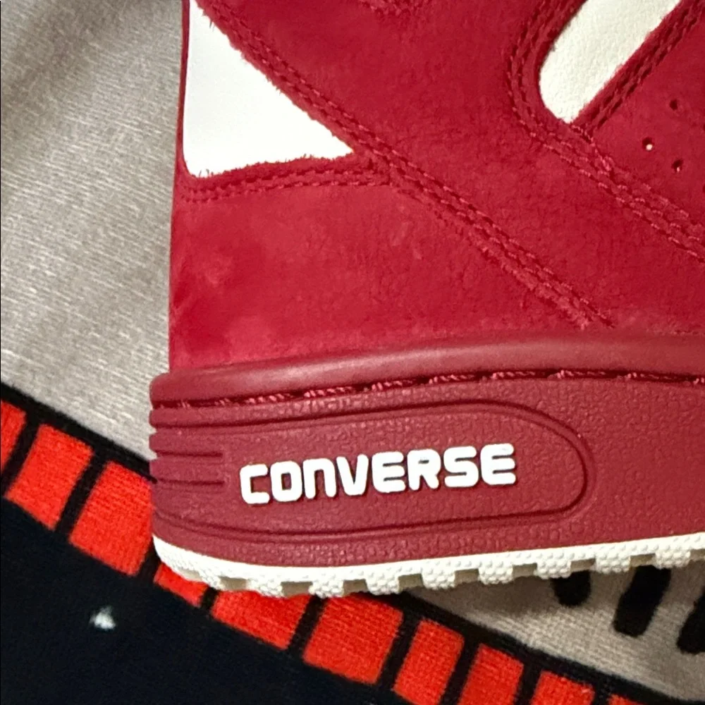 Converse
Converse Weapon High - Men's - Size 8.5 ( NO BOX ) - Picture 14 of 16